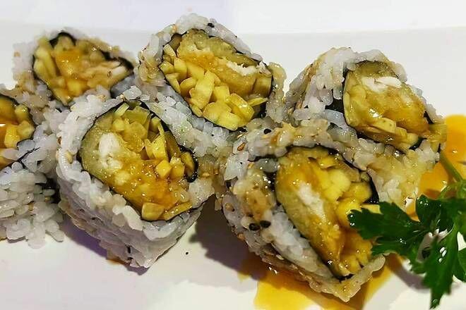 Mango White Tuna Roll